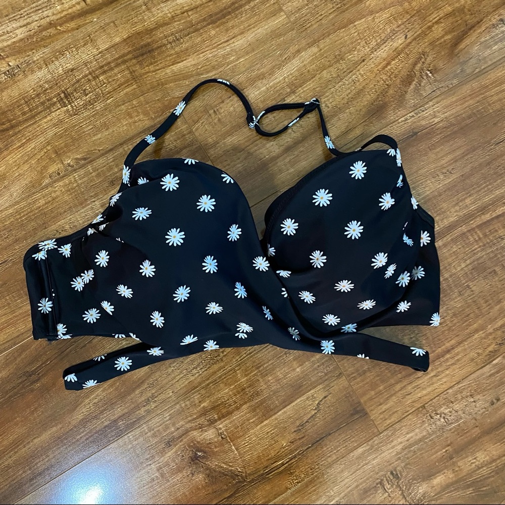 Swim bikini top